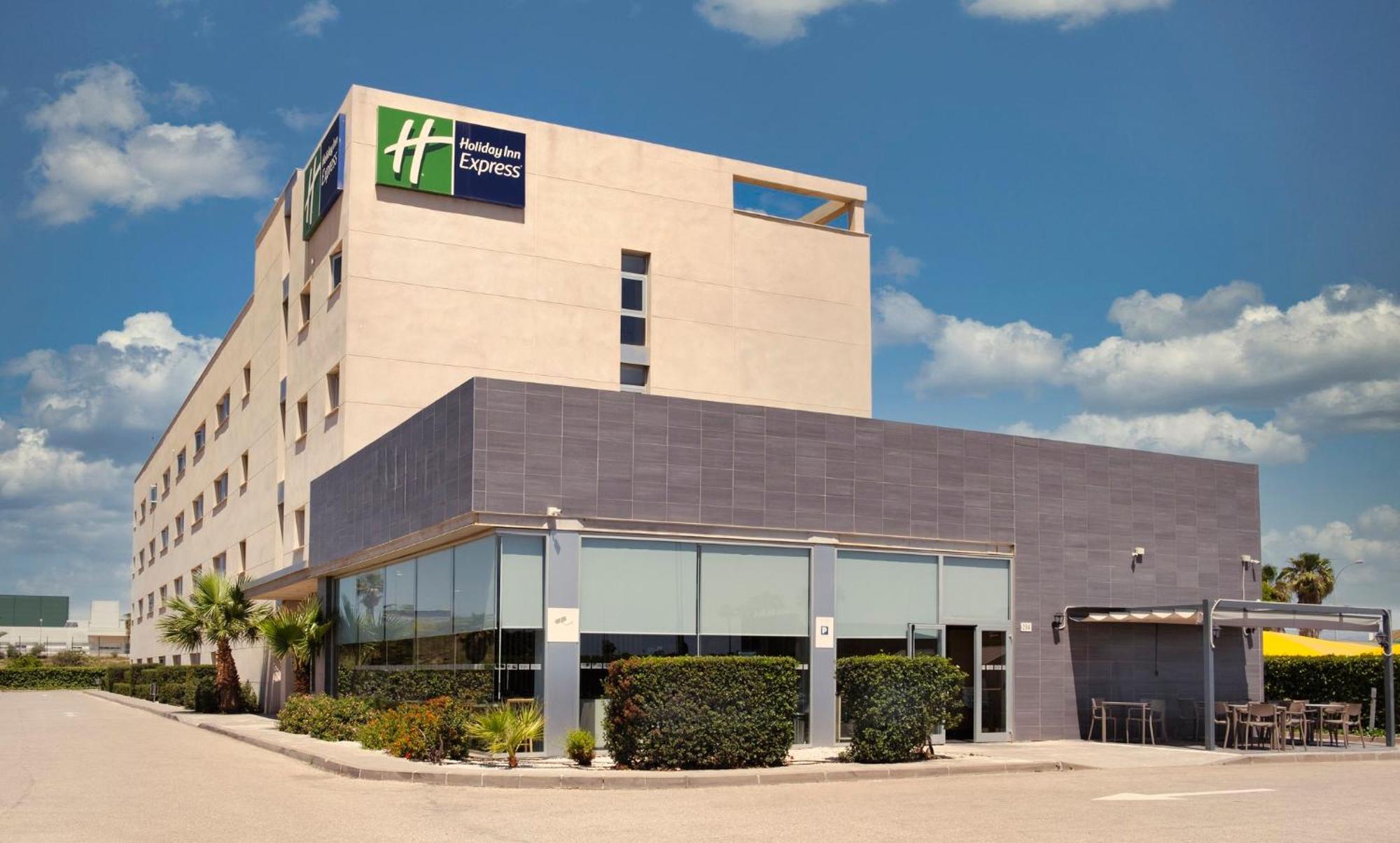 Holiday Inn Express Malaga Airport, An Ihg Hotel Exterior photo